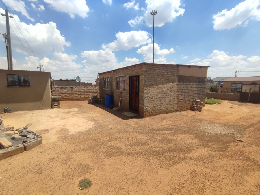 1 Bedroom Property for Sale in Tsakane Gauteng