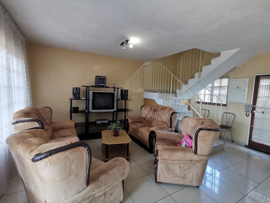 2 Bedroom Property for Sale in Ormonde Gauteng