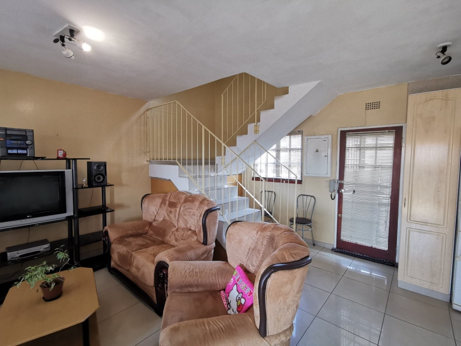 2 Bedroom Property for Sale in Ormonde Gauteng