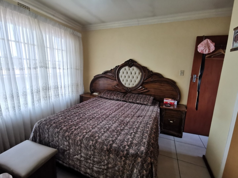 2 Bedroom Property for Sale in Ormonde Gauteng