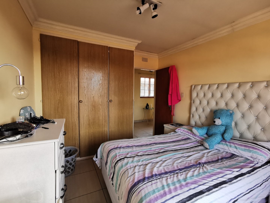 2 Bedroom Property for Sale in Ormonde Gauteng