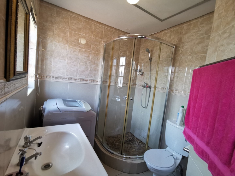 2 Bedroom Property for Sale in Ormonde Gauteng