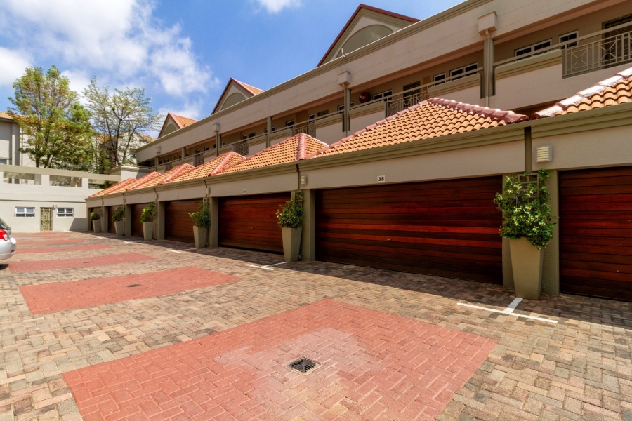 2 Bedroom Property for Sale in Morningside Gauteng