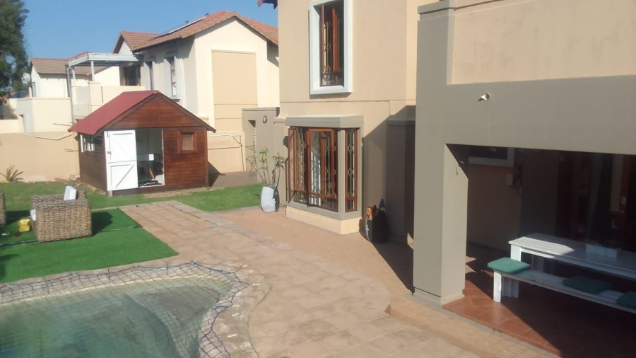 3 Bedroom Property for Sale in Kyalami Hills Gauteng