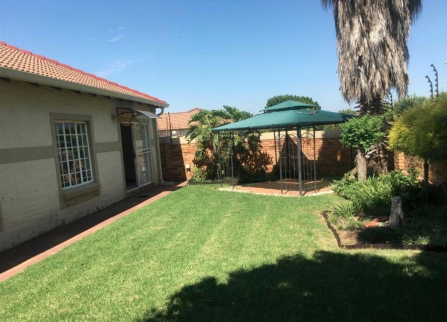 3 Bedroom Property for Sale in Kyalami Hills Gauteng