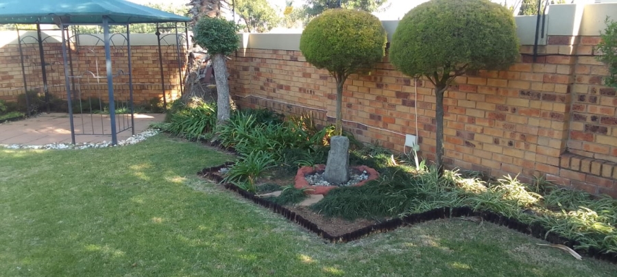 3 Bedroom Property for Sale in Kyalami Hills Gauteng