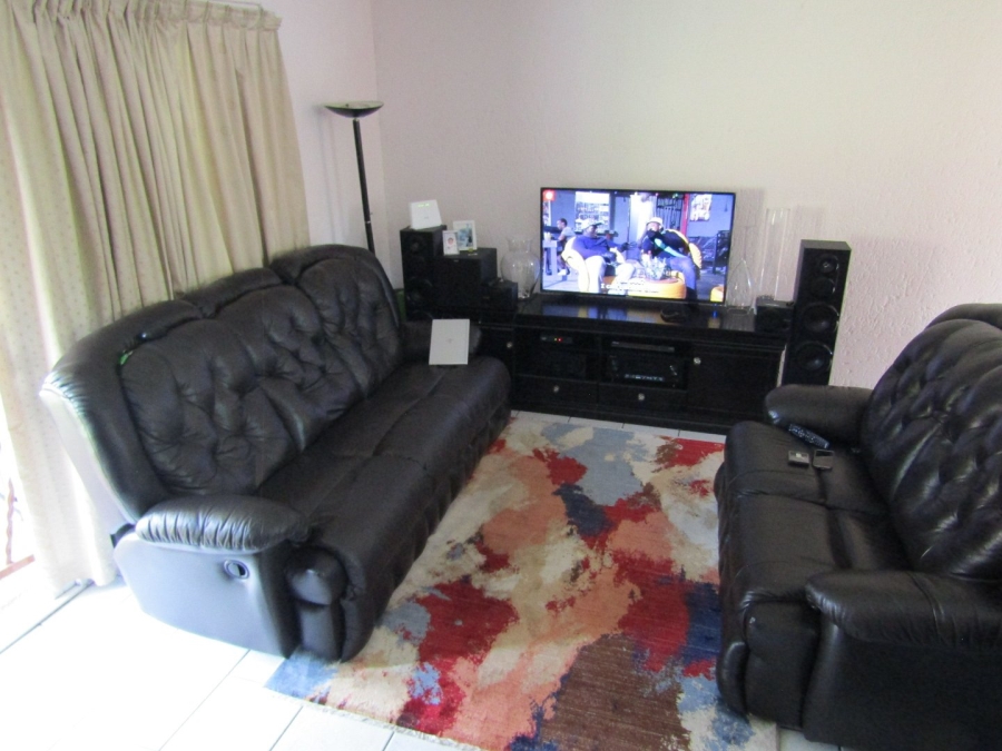 To Let 2 Bedroom Property for Rent in Winchester Hills Gauteng