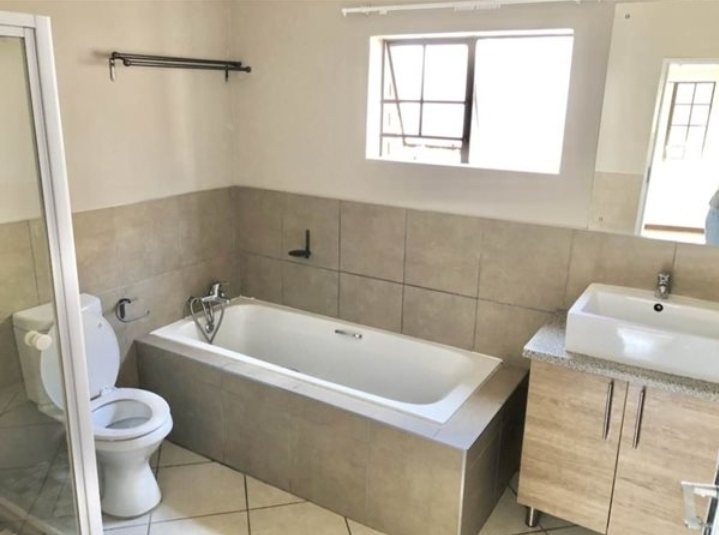 To Let 2 Bedroom Property for Rent in Sagewood Gauteng