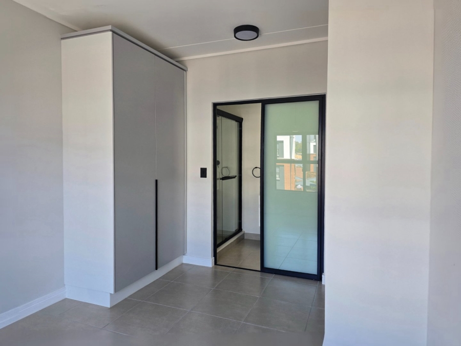 To Let 1 Bedroom Property for Rent in Linbro Park Gauteng