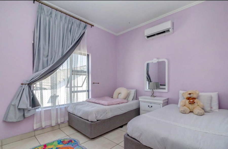 3 Bedroom Property for Sale in Broadacres Gauteng