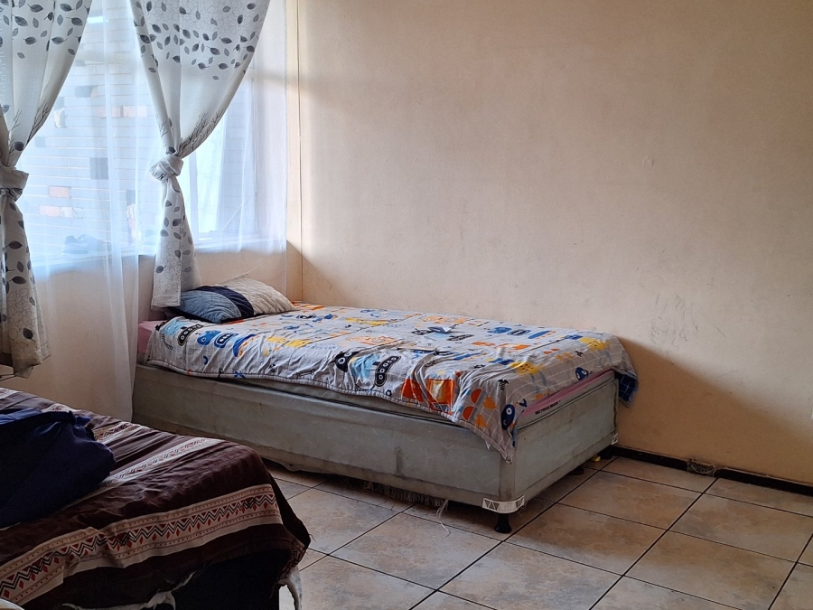 1 Bedroom Property for Sale in Silverton Gauteng