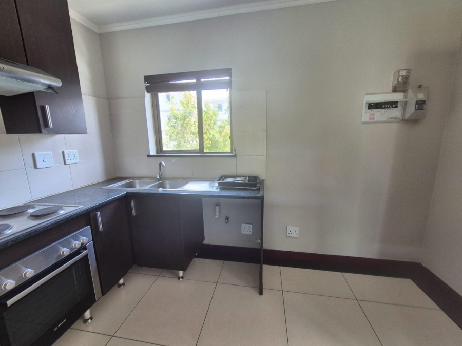 To Let 2 Bedroom Property for Rent in Halfway House Gauteng