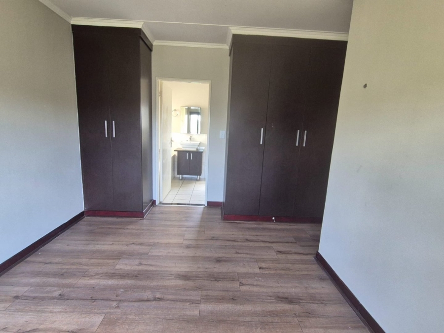 To Let 2 Bedroom Property for Rent in Halfway House Gauteng