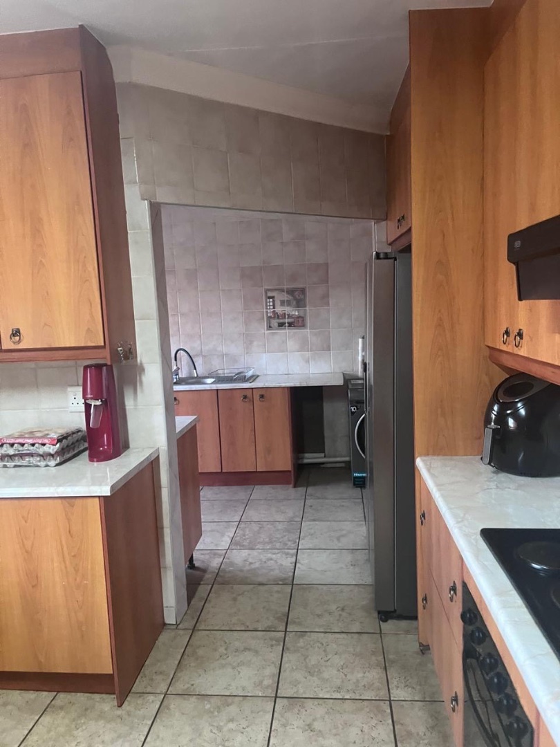 To Let 4 Bedroom Property for Rent in Marister Gauteng