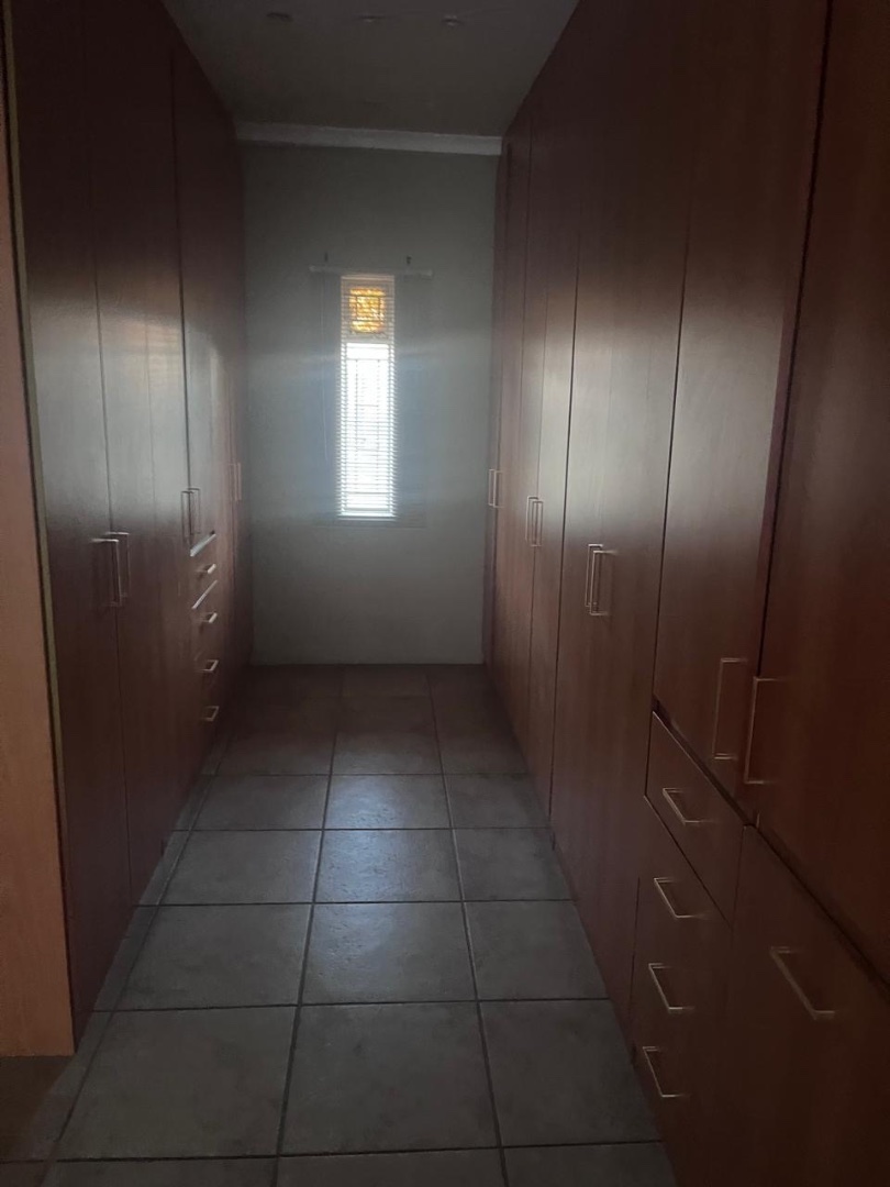 To Let 4 Bedroom Property for Rent in Marister Gauteng