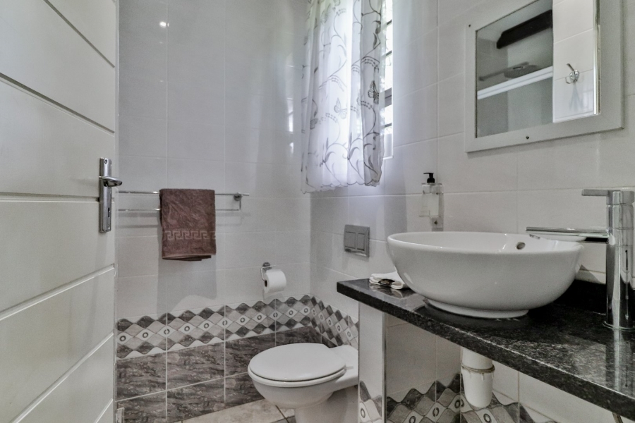 18 Bedroom Property for Sale in Lanseria Gauteng