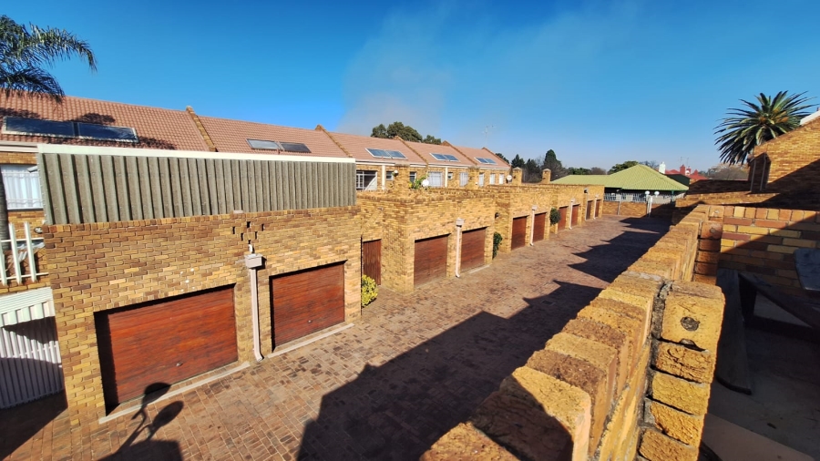 3 Bedroom Property for Sale in Pollak Park Gauteng