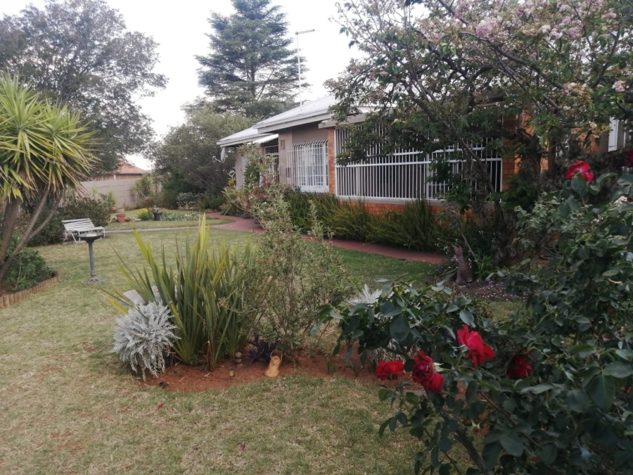 3 Bedroom Property for Sale in Casseldale Gauteng