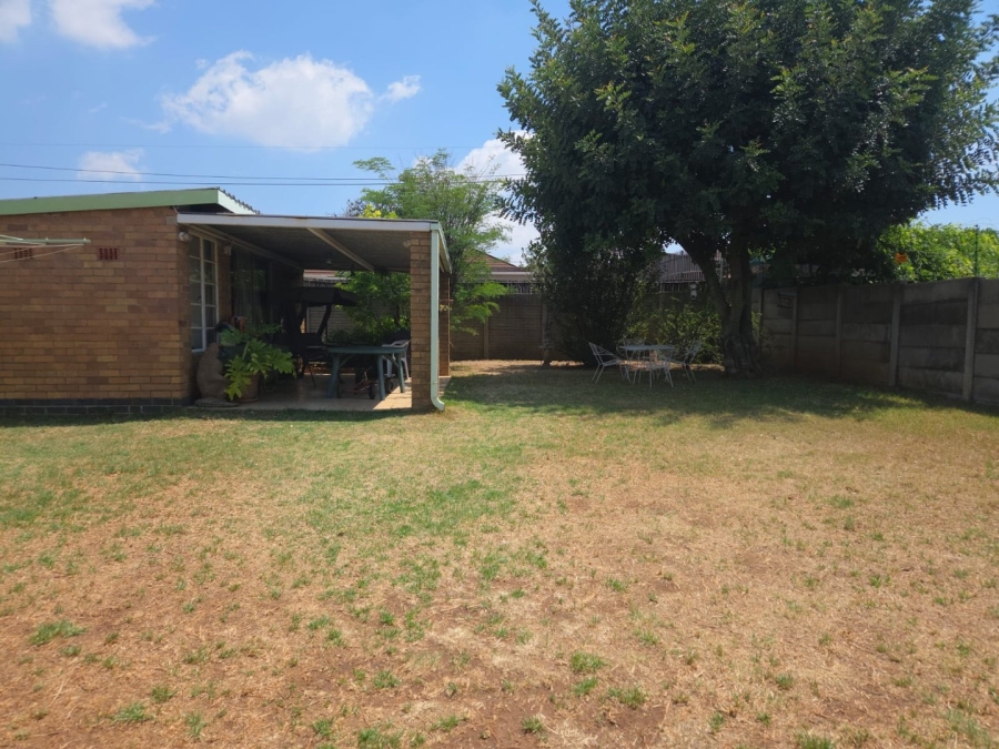 3 Bedroom Property for Sale in Sunnyridge Gauteng