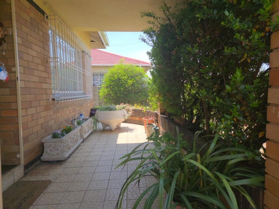 3 Bedroom Property for Sale in Sunnyridge Gauteng