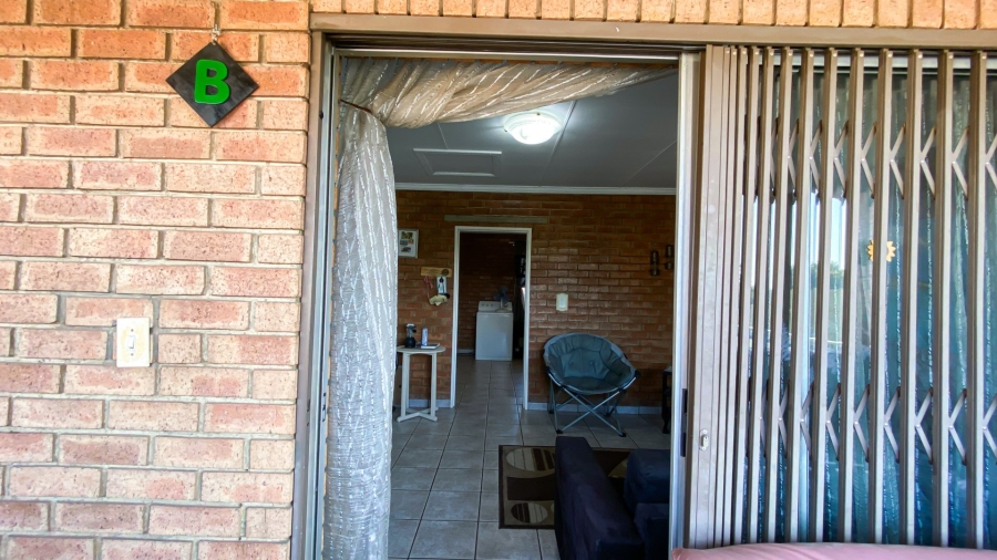 7 Bedroom Property for Sale in Kempton Park Ext 4 Gauteng