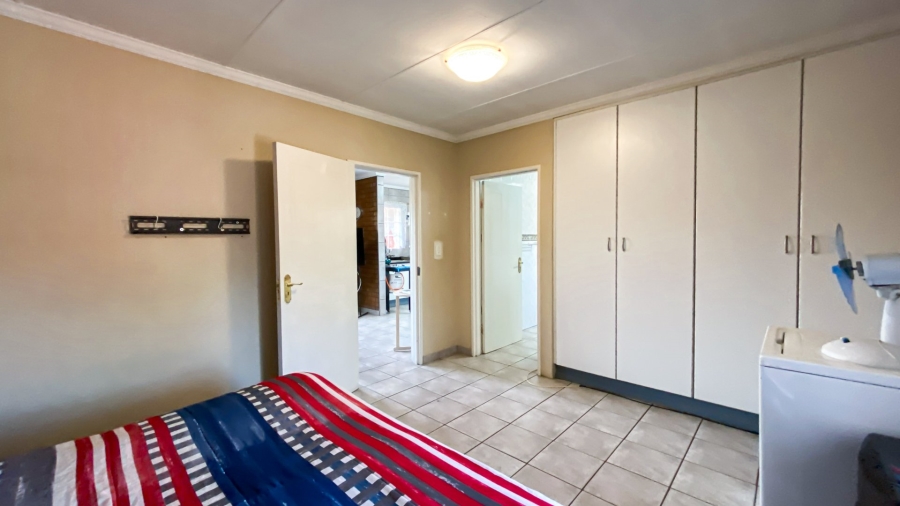 7 Bedroom Property for Sale in Kempton Park Ext 4 Gauteng