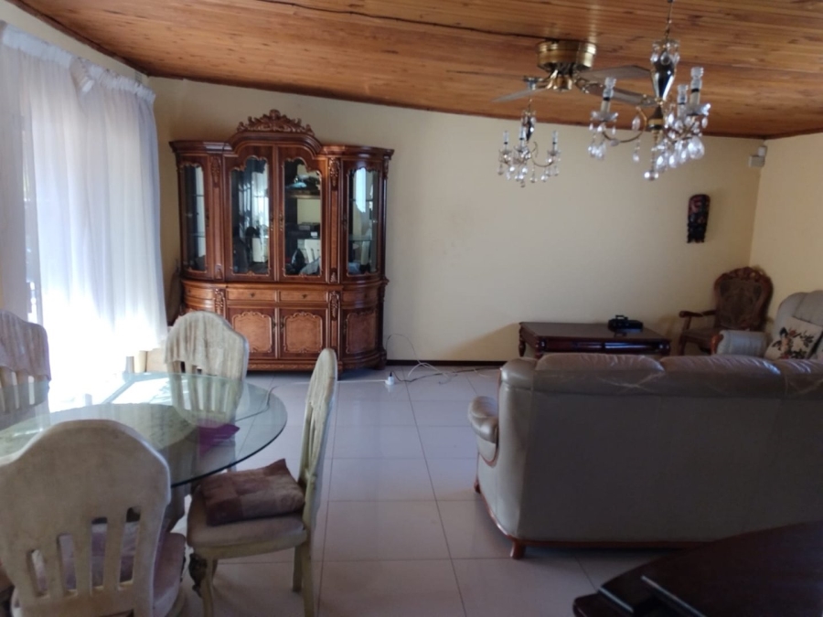 5 Bedroom Property for Sale in Alan Manor Gauteng