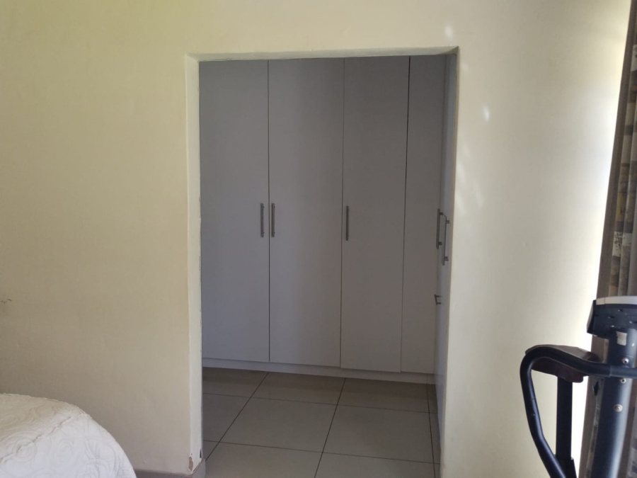 5 Bedroom Property for Sale in Alan Manor Gauteng