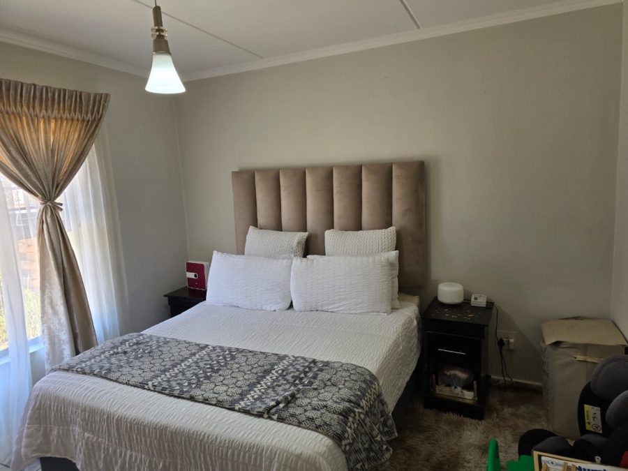 2 Bedroom Property for Sale in Lilianton Gauteng