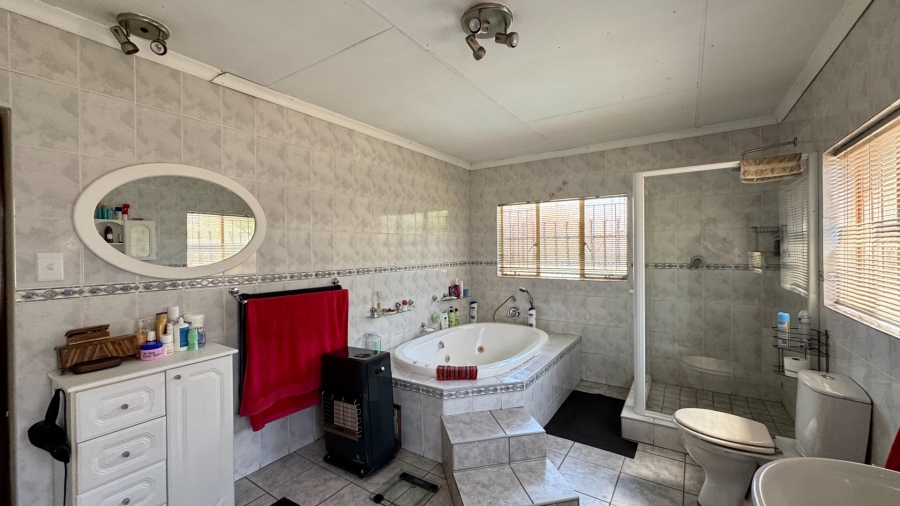 3 Bedroom Property for Sale in Lyttelton Manor Gauteng