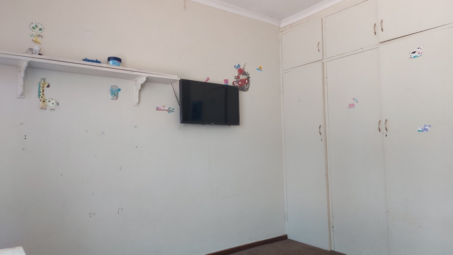 4 Bedroom Property for Sale in Elardus Park Gauteng