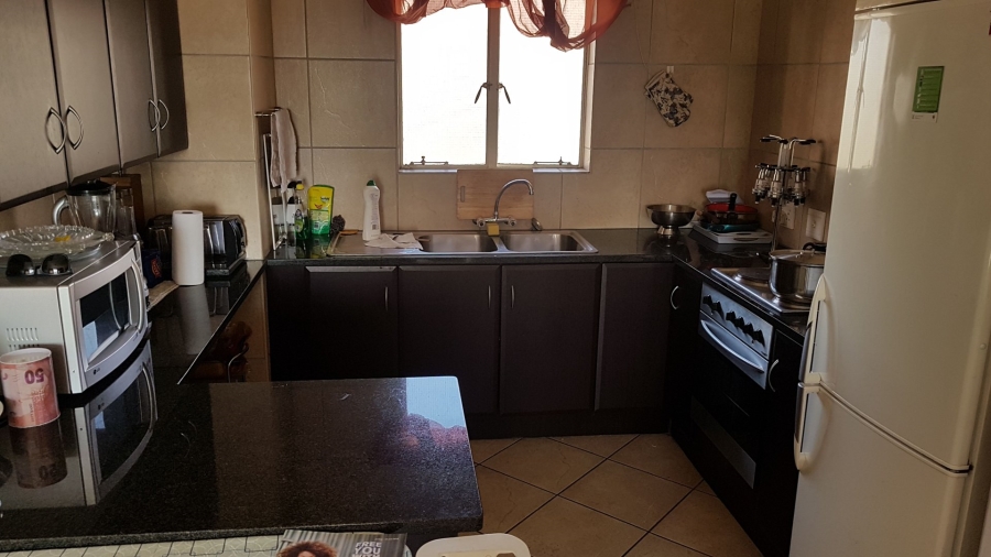 To Let 2 Bedroom Property for Rent in Brooklands Lifestyle Estate Gauteng