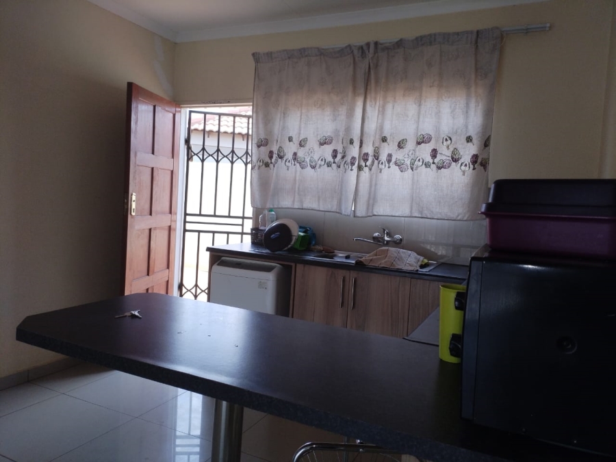 3 Bedroom Property for Sale in Dawn Park Gauteng