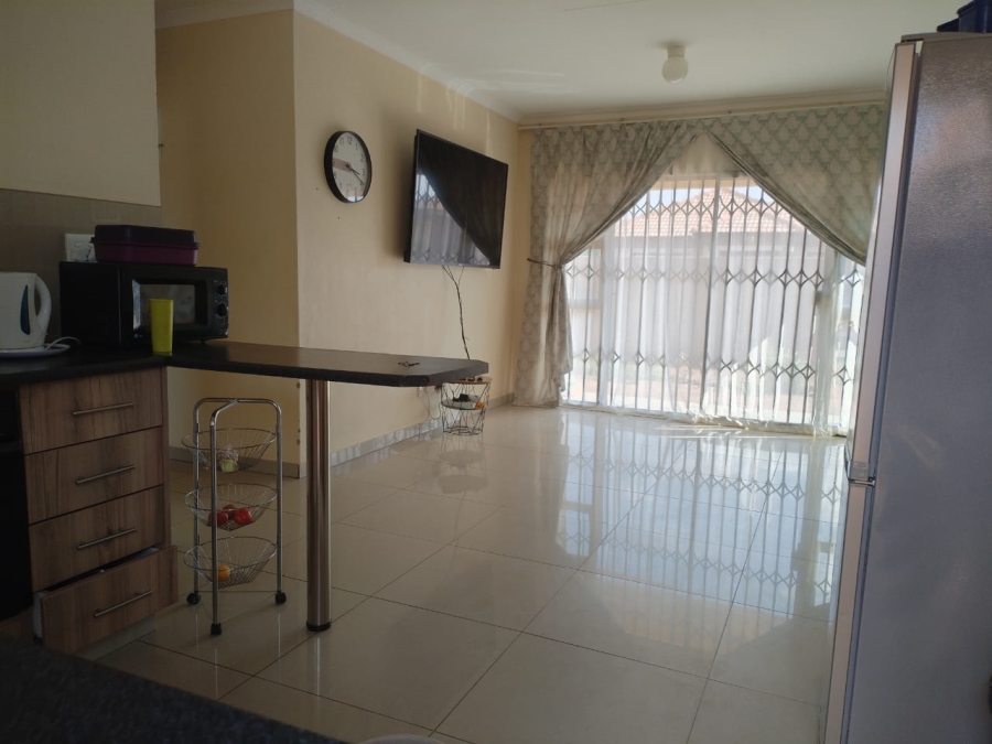 3 Bedroom Property for Sale in Dawn Park Gauteng