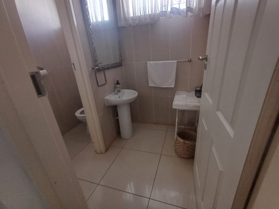 5 Bedroom Property for Sale in Houghton Estate Gauteng