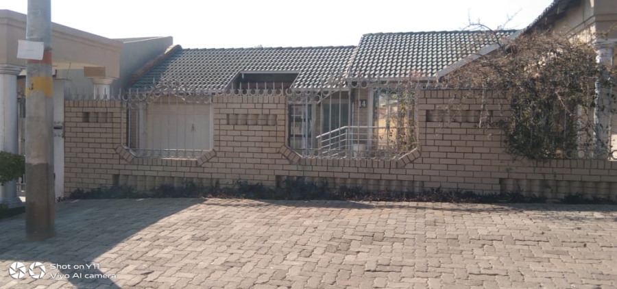 3 Bedroom Property for Sale in Leondale Gauteng