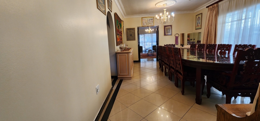 4 Bedroom Property for Sale in Laudium Gauteng