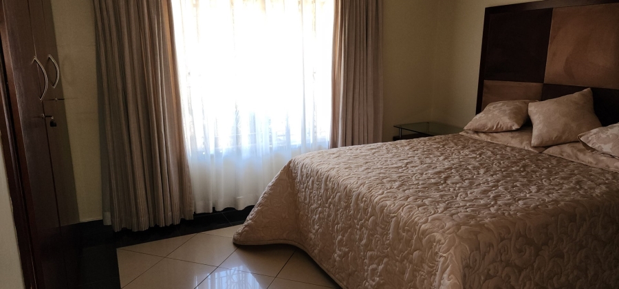 4 Bedroom Property for Sale in Laudium Gauteng