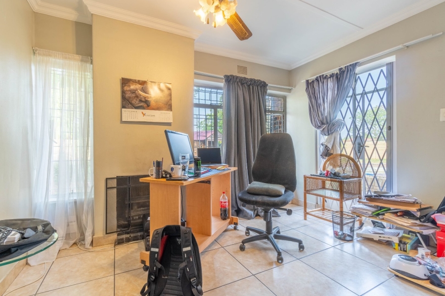 To Let 3 Bedroom Property for Rent in Impala Park Gauteng