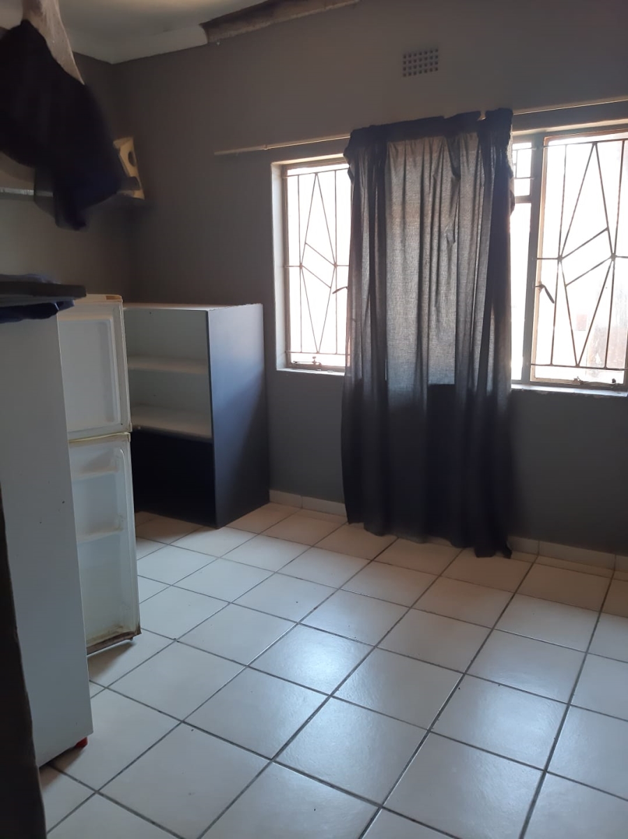 5 Bedroom Property for Sale in Pretoria Gardens Gauteng