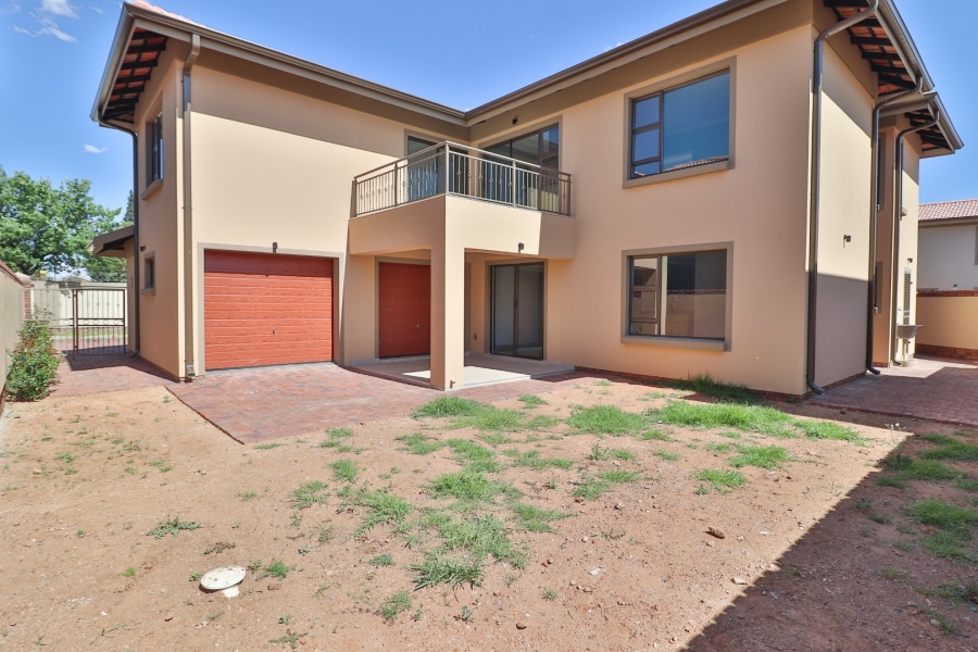 5 Bedroom Property for Sale in Comet Gauteng