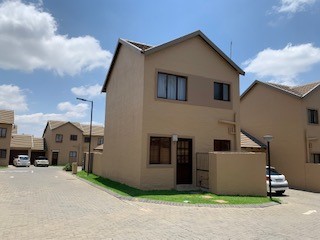 To Let 2 Bedroom Property for Rent in Carlswald Gauteng