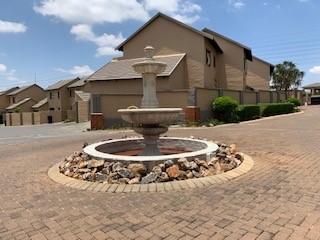 To Let 2 Bedroom Property for Rent in Carlswald Gauteng