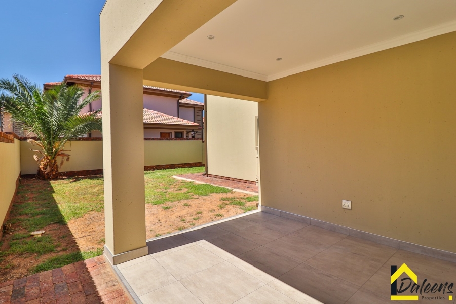 5 Bedroom Property for Sale in Comet Gauteng