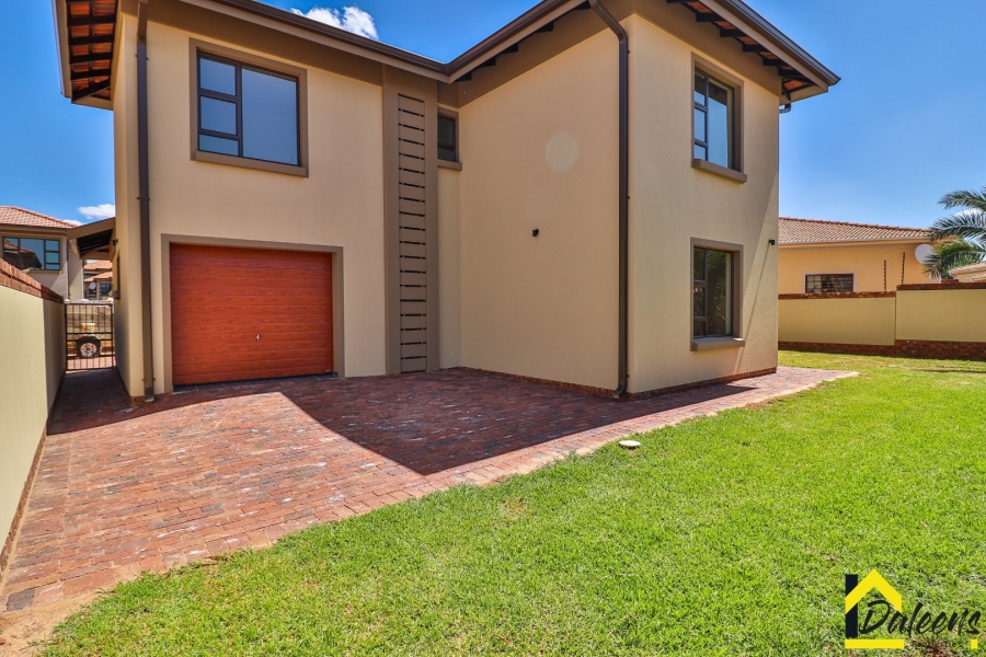 5 Bedroom Property for Sale in Comet Gauteng