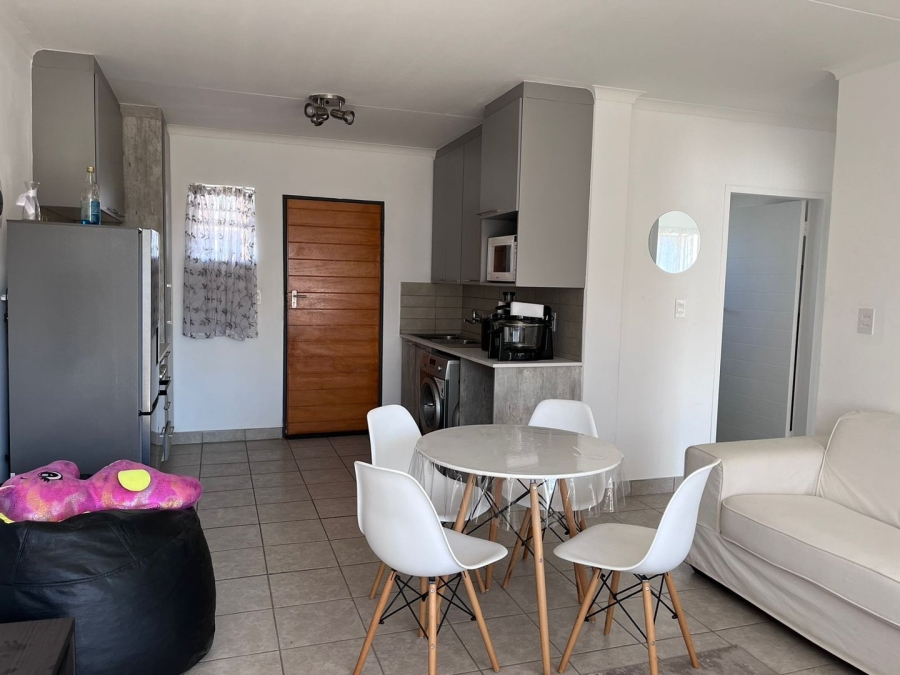 2 Bedroom Property for Sale in Noordwyk Gauteng