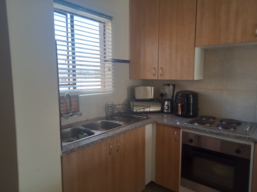 2 Bedroom Property for Sale in Noordwyk Gauteng