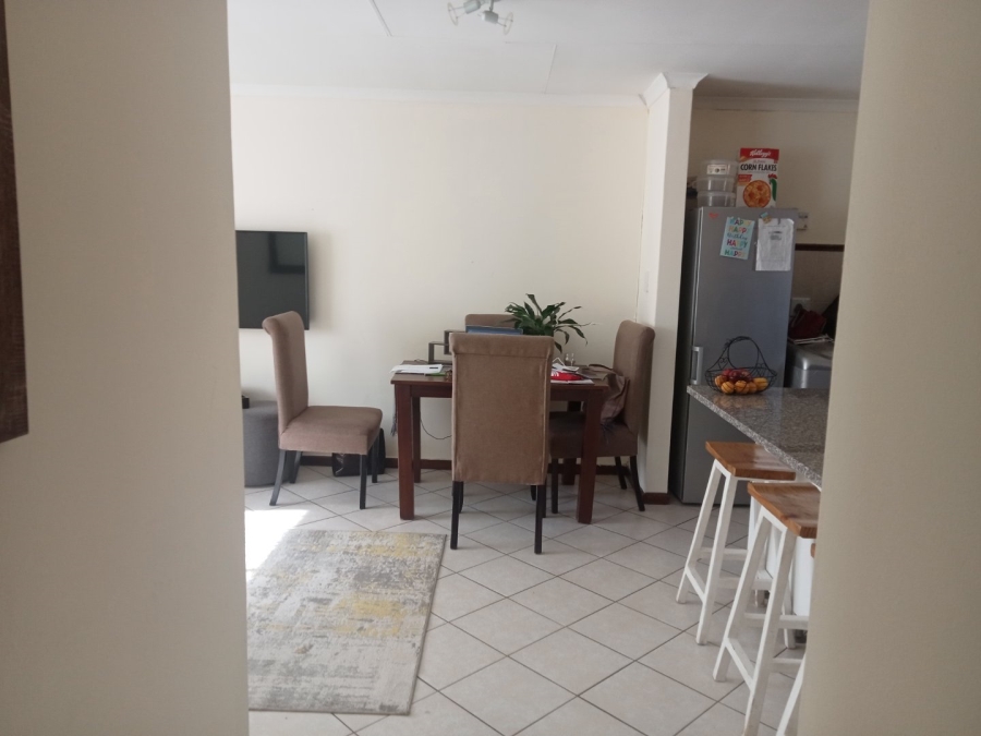 2 Bedroom Property for Sale in Noordwyk Gauteng