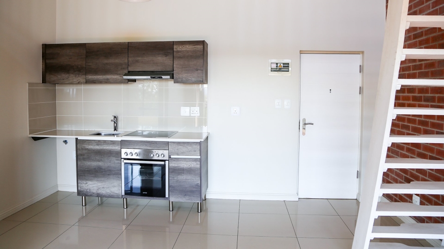 To Let 1 Bedroom Property for Rent in Crowthorne AH Gauteng