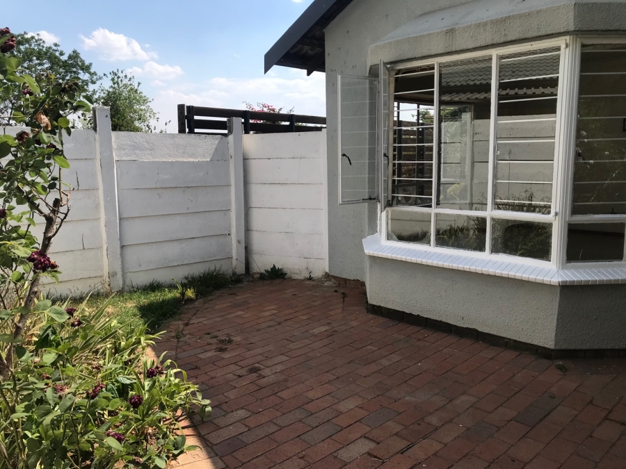 To Let  Bedroom Property for Rent in Ferndale Gauteng